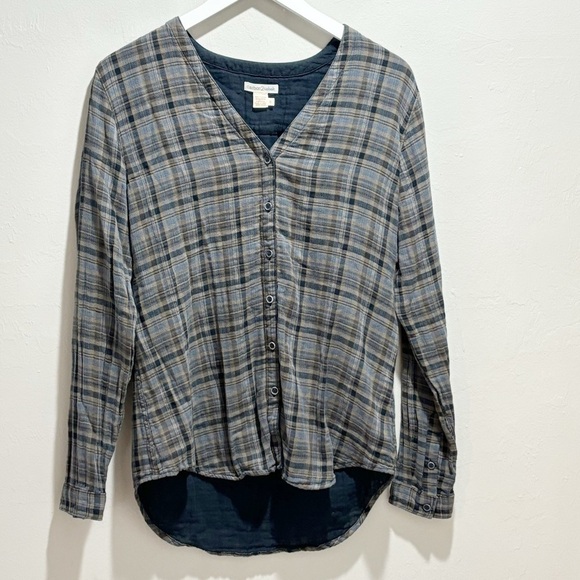CARBON 2 COLBALT Women’s Gray Blue Plaid Long Sleeve Button Front Shirt Size S - Picture 1 of 11